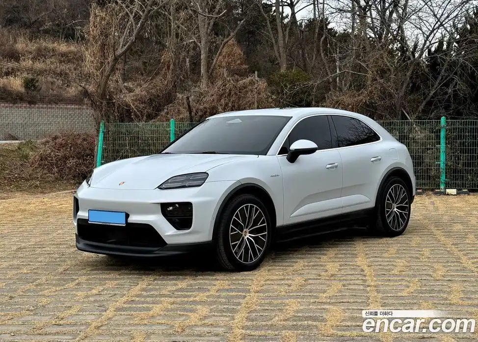 Porsche Macan 2025 0.2 Автомат в Москве № 197810, фото 4