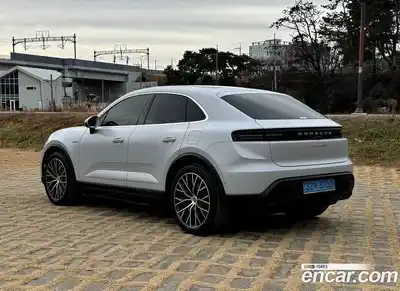 Porsche Macan 2025 0.2 Автомат в Москве № 197810, миниатюра 6