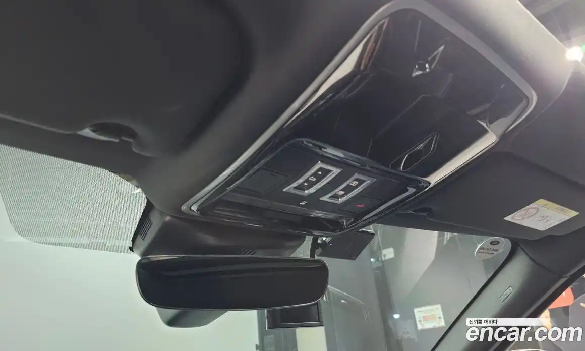 Land Rover Range-Rover Velar 2018 2.0 Автомат в Москве № 198145, фото 20