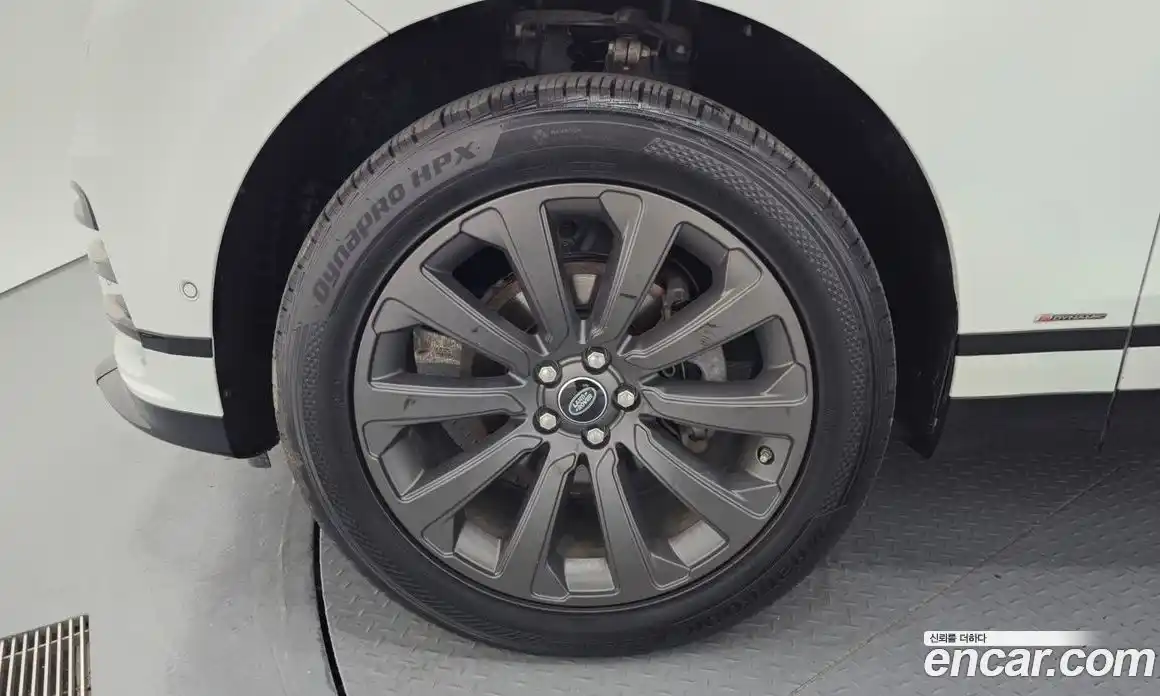 Land Rover Range-Rover Velar 2018 2.0 Автомат в Москве № 198145, фото 5