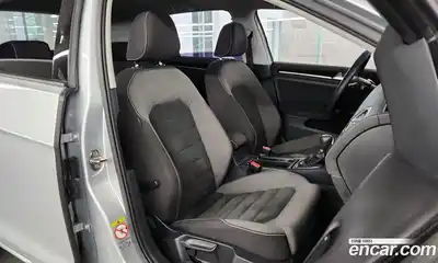 Volkswagen Golf 2014 1.6 Автомат в Москве № 199113, миниатюра 11