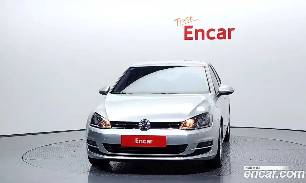 Volkswagen Golf 2014 1.6 Автомат в Москве № 199113, фото 3