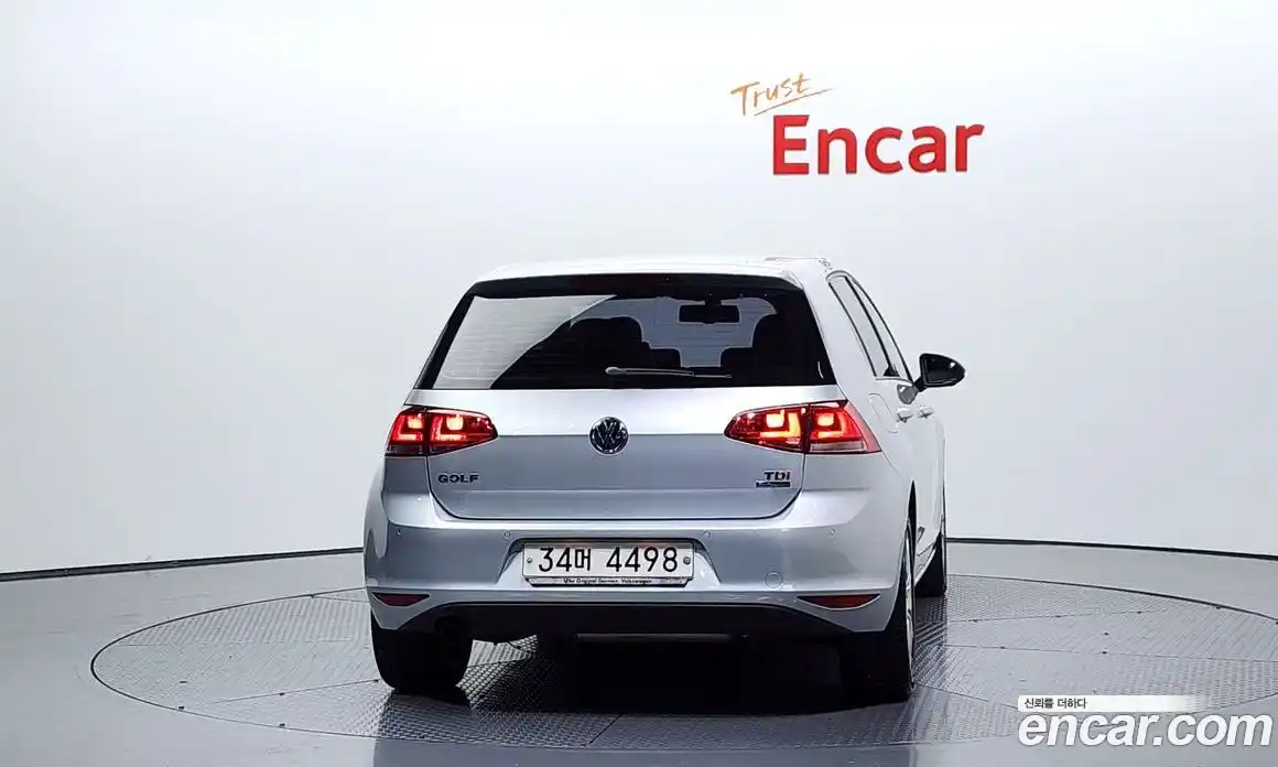 Volkswagen Golf 2014 1.6 Автомат в Москве № 199113, фото 4