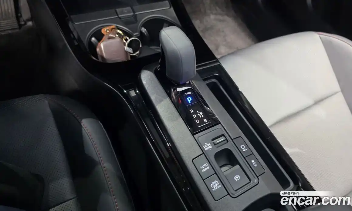 Toyota Prius 2024 2.0 Автомат в Москве № 199585, фото 18