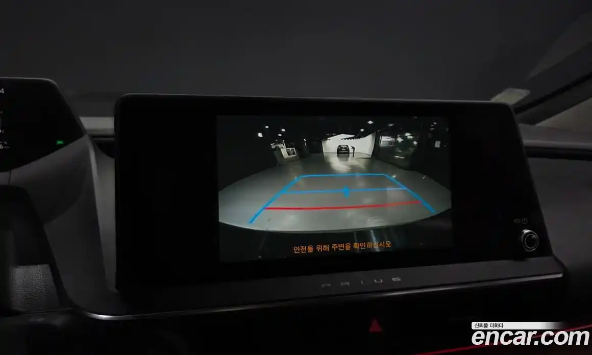 Toyota Prius 2024 2.0 Автомат в Москве № 199585, фото 3