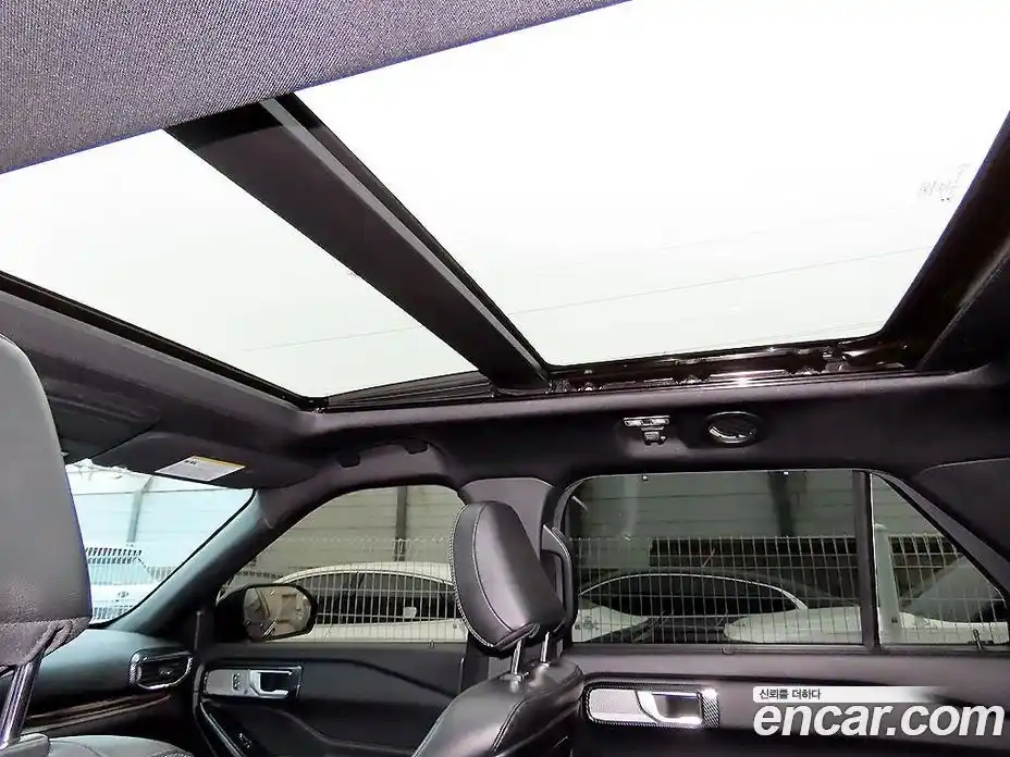 Ford Explorer 2020 2.3 Автомат в Москве № 199837, фото 18