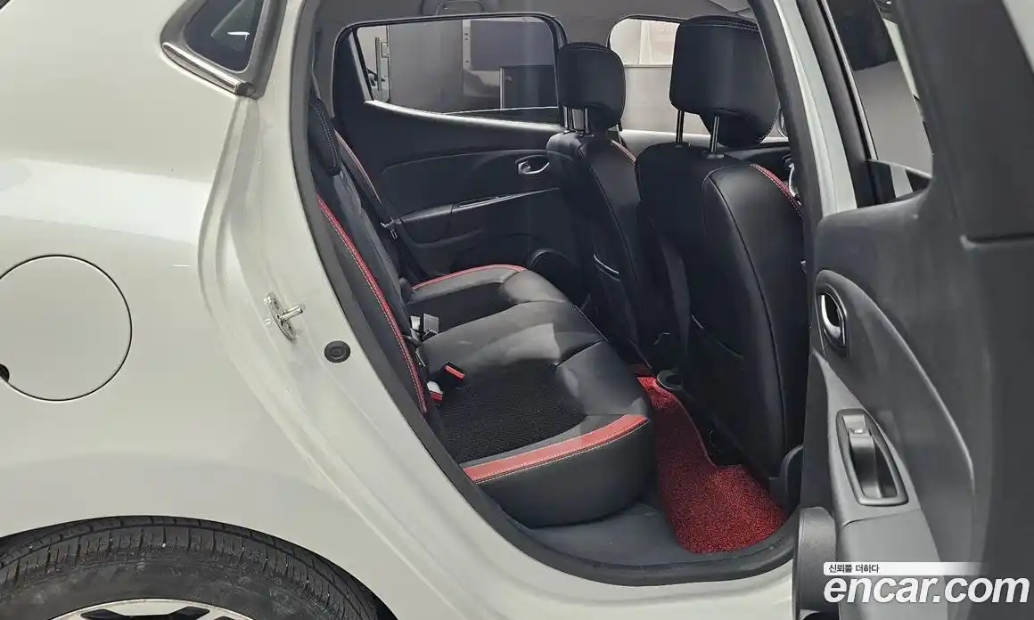 Renault Cilo 2019 1.5 Автомат в Москве № 206540, фото 13