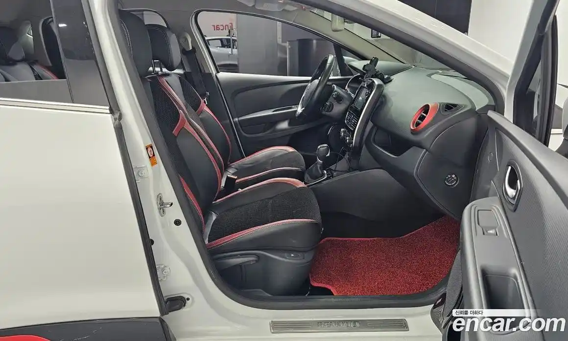 Renault Cilo 2019 1.5 Автомат в Москве № 206540, фото 15