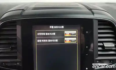 Renault QM6 2021 2.0 Автомат в Москве № 208673, миниатюра 3