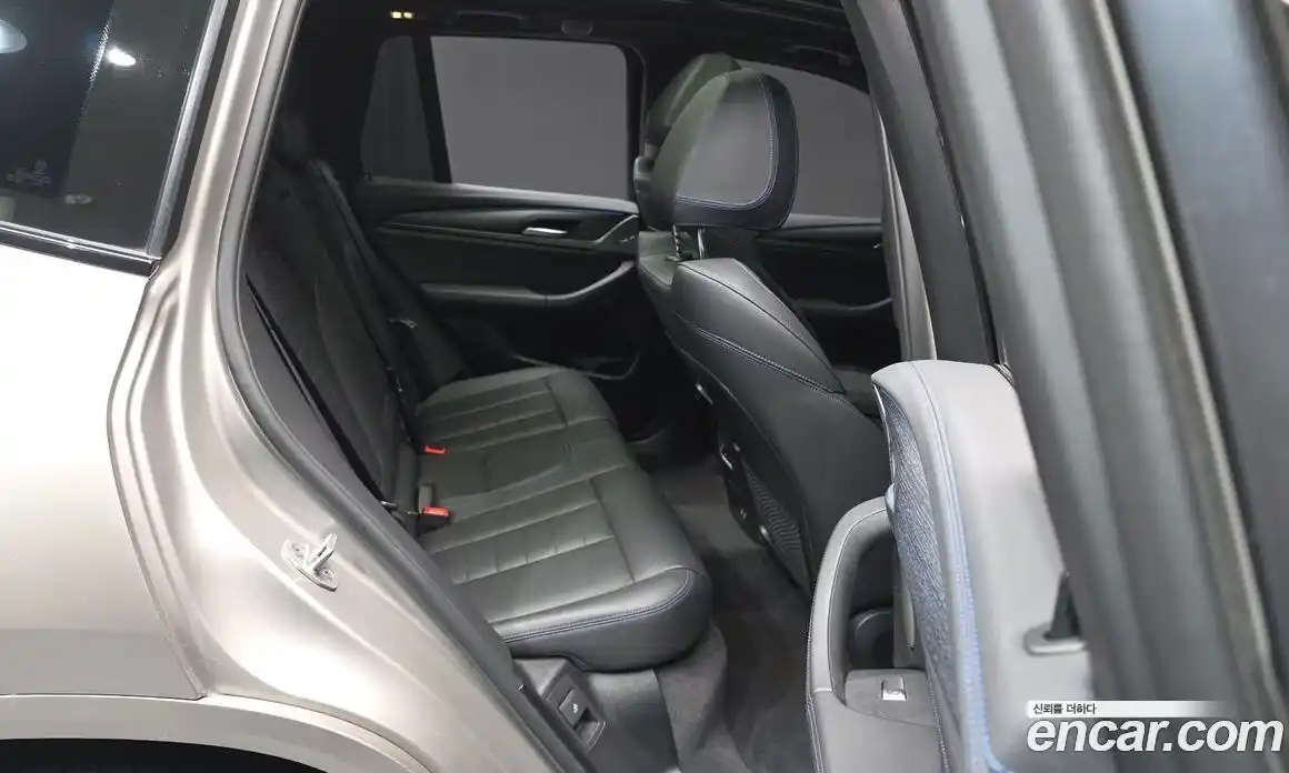 BMW iX3 2024 0.2 Автомат в Москве № 210942, фото 3