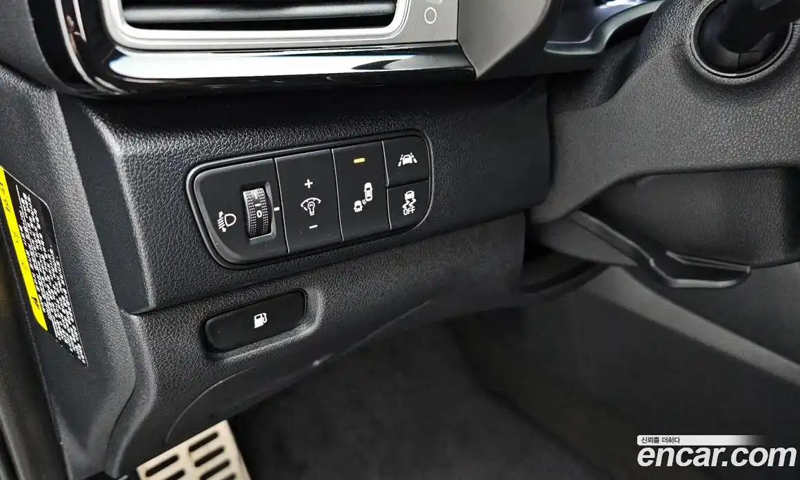 Kia Niro 2017 1.6 Автомат в Москве № 21277, фото 14