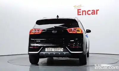 Kia Niro 2017 1.6 Автомат в Москве № 21277, миниатюра 8