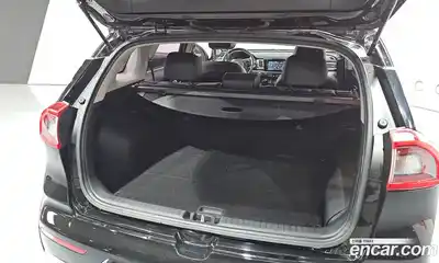 Kia Niro 2017 1.6 Автомат в Москве № 21277, миниатюра 9