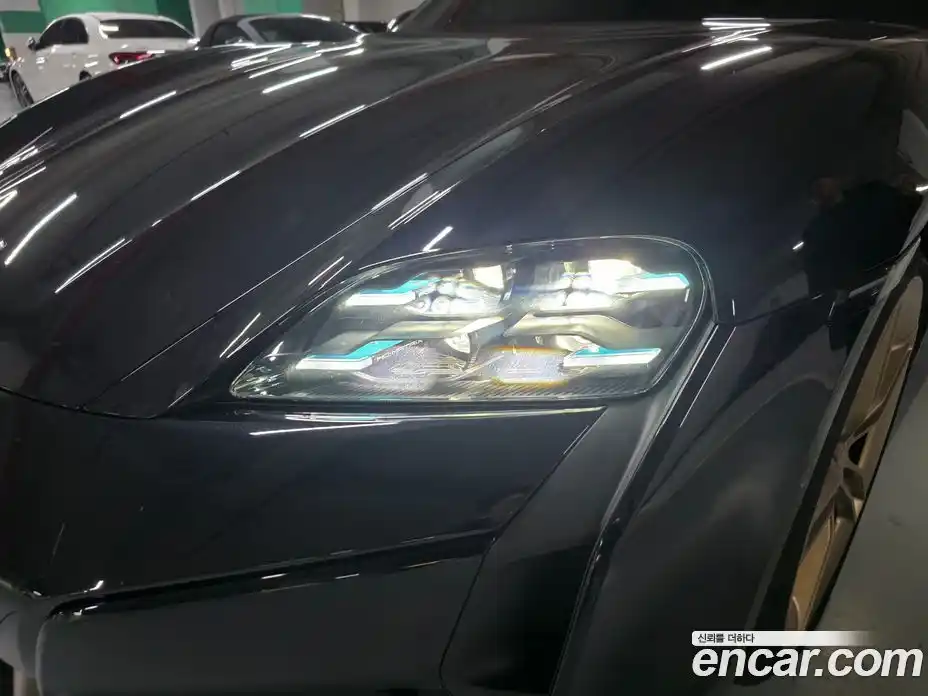 Porsche Taycan 2025 Автомат в Москве № 212969, фото 12