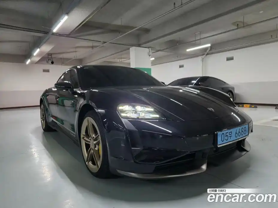 Porsche Taycan 2025 Автомат в Москве № 212969, фото 15