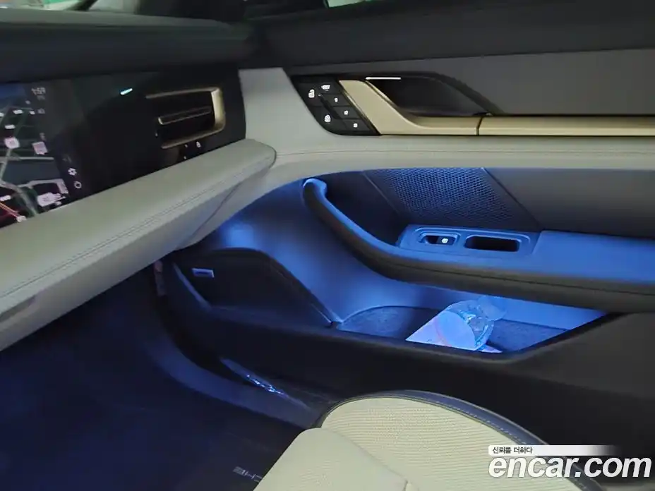 Porsche Taycan 2025 Автомат в Москве № 212969, фото 20