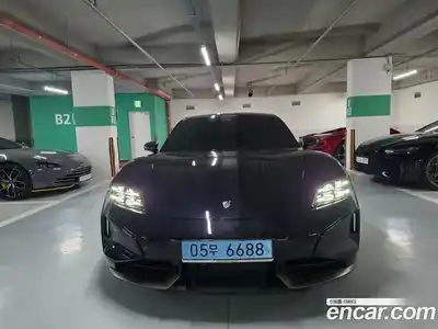 Porsche Taycan 2025 Автомат в Москве № 212969, миниатюра 3