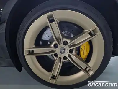 Porsche Taycan 2025 Автомат в Москве № 212969, миниатюра 6