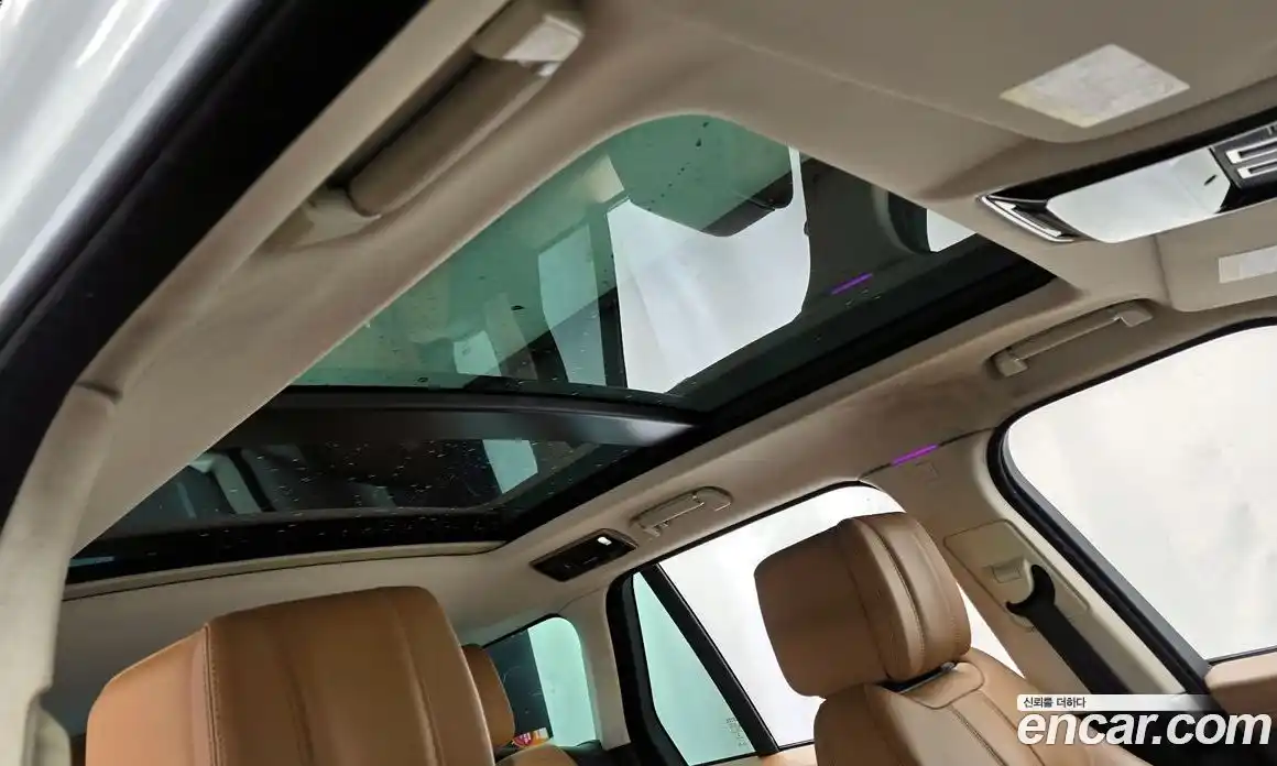 Land Rover Range-Rover 2018 4.4 Автомат в Москве № 213806, фото 17