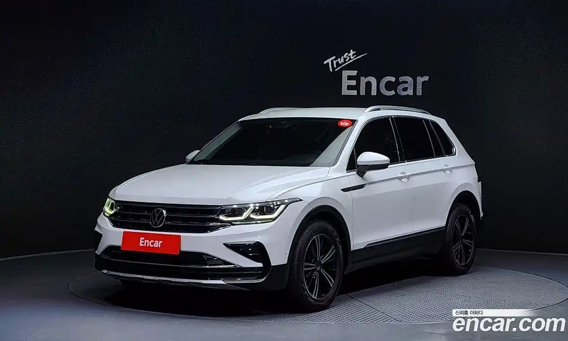 Volkswagen Tiguan 2021 2.0 Автомат в Москве № 214981, фото 19