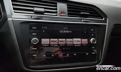 Volkswagen Tiguan 2021 2.0 Автомат в Москве № 214981, миниатюра 10