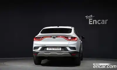 Renault XM3 2024 1.6 Автомат в Москве № 220259, миниатюра 4