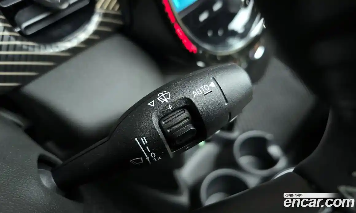 Mini Cooper Convertible 2024 2.0 Автомат в Москве № 220405, фото 14