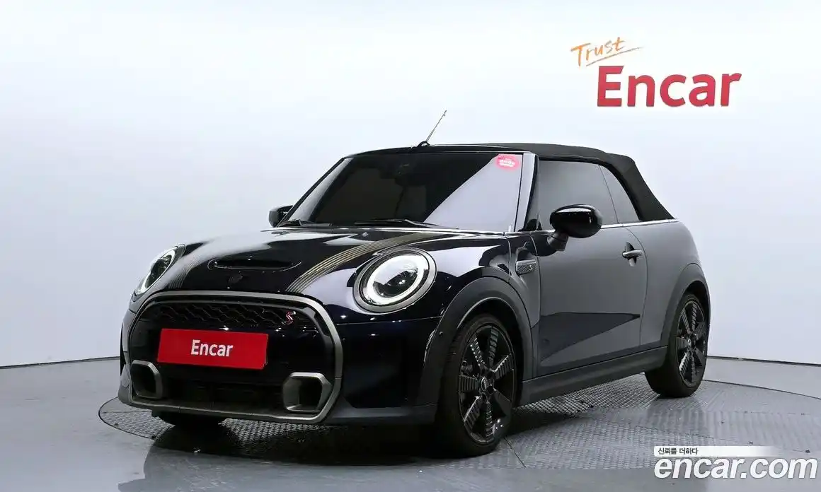 Mini Cooper Convertible 2024 2.0 Автомат в Москве № 220405, фото 16