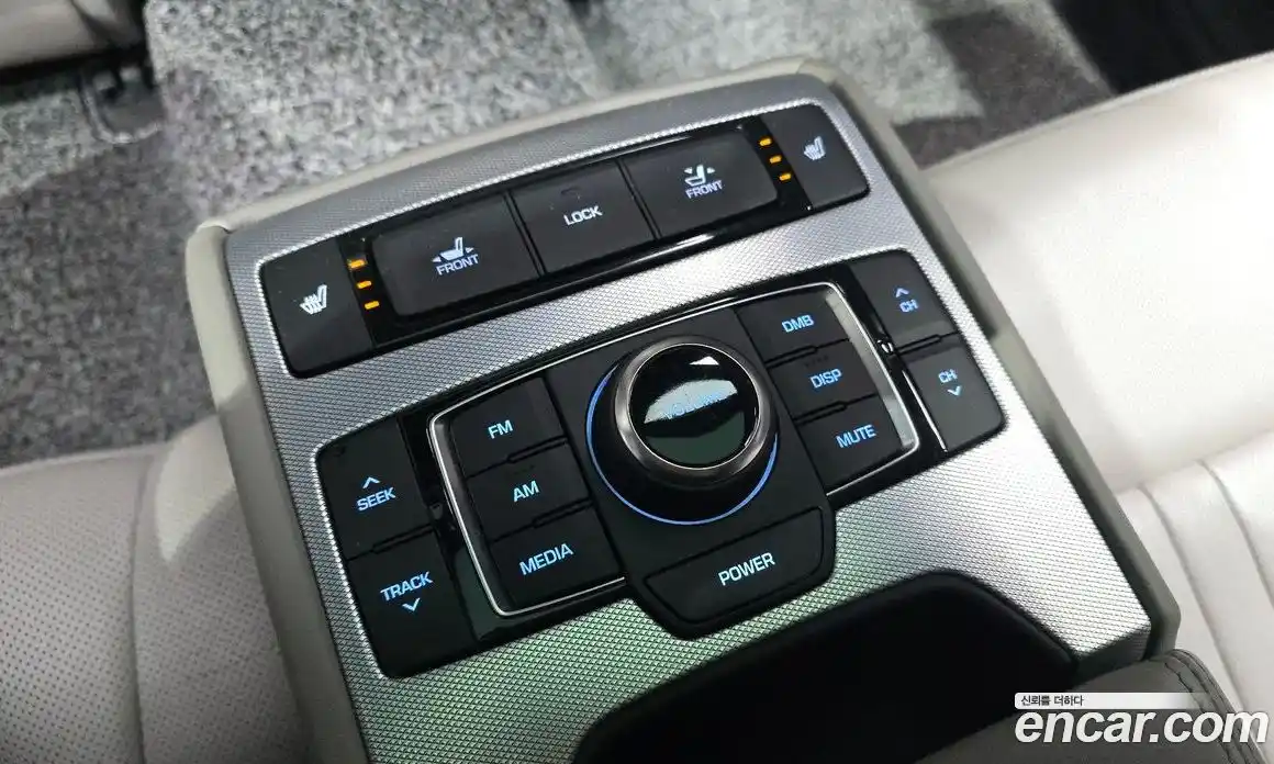 Genesis G80 2017 3.3 Автомат в Москве № 222820, фото 11