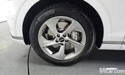 Genesis GV70 2025 2.5 Автомат в Москве № 22369, миниатюра 2