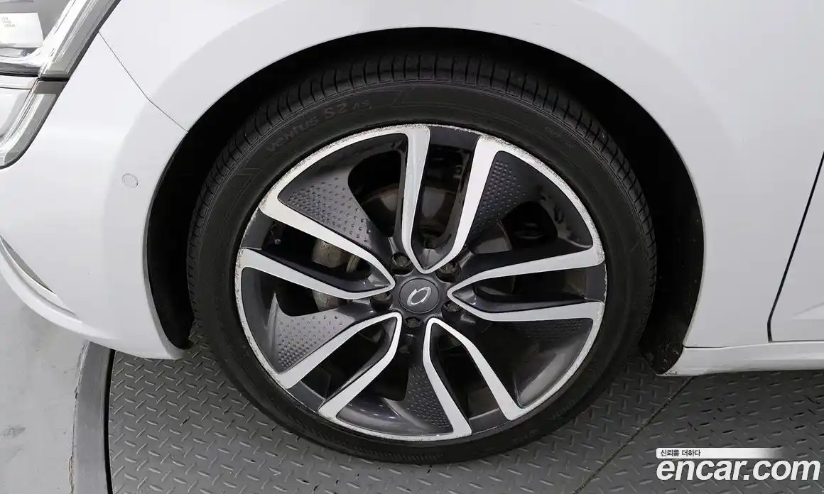 Renault SM6 2016 2.0 Автомат в Москве № 225978, фото 10