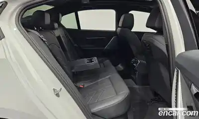 BMW 5-Series 2024 2.0 Автомат в Москве № 228045, миниатюра 5