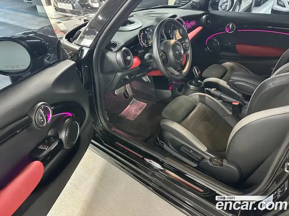 Mini Cooper 2021 2.0 Автомат в Москве № 228249, фото 16