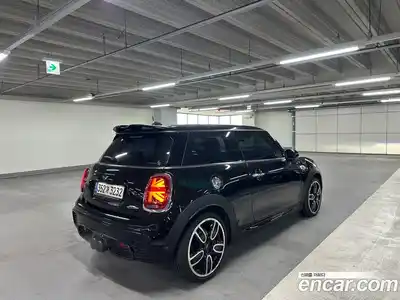 Mini Cooper 2021 2.0 Автомат в Москве № 228249, миниатюра 3