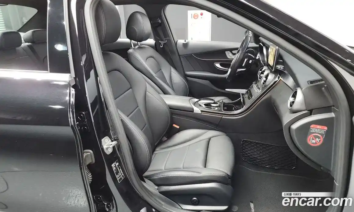 Mercedes-Benz C-Class 2017 2.0 Автомат в Москве № 229558, фото 19