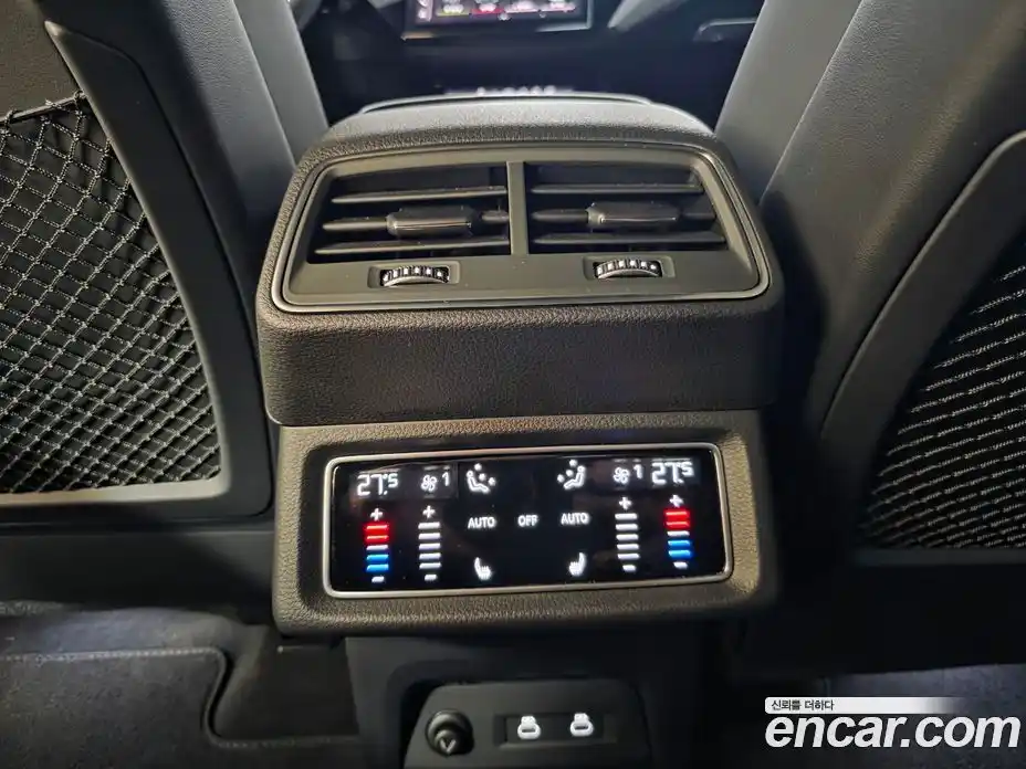 Audi e-tron 2023 Автомат в Москве № 230351, фото 18