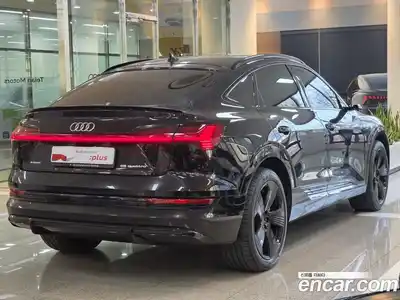 Audi e-tron 2023 Автомат в Москве № 230351, миниатюра 2