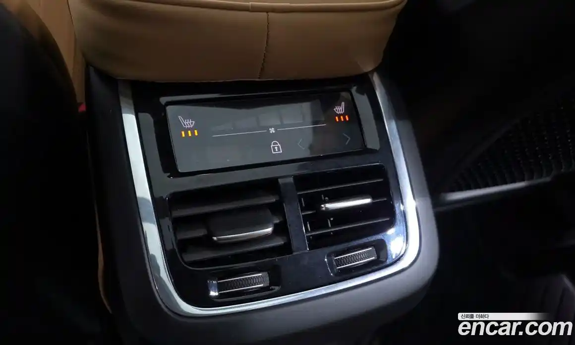 Volvo XC60 2023 2.0 Автомат в Москве № 230491, фото 17