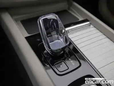 Volvo XC60 2026 2.0 Автомат в Москве № 230774, миниатюра 12