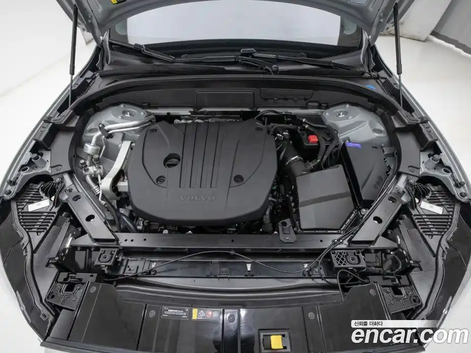 Volvo XC60 2026 2.0 Автомат в Москве № 230774, фото 6