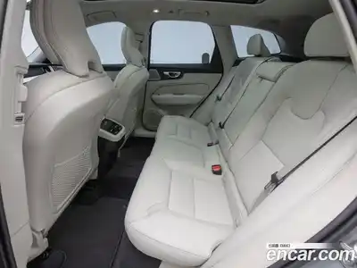 Volvo XC60 2026 2.0 Автомат в Москве № 230774, миниатюра 10