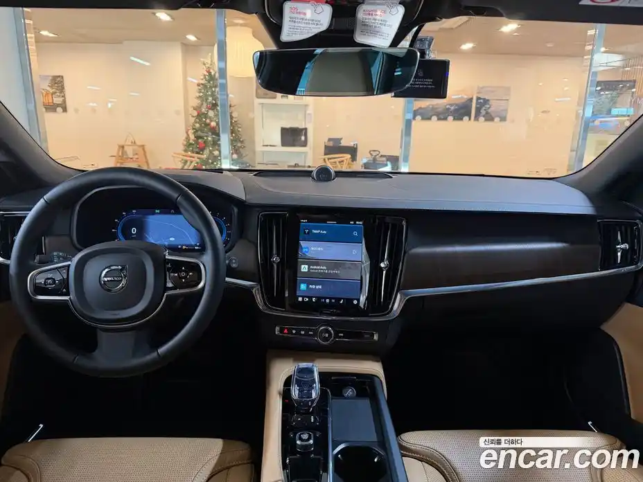 Volvo V90 2024 2.0 Автомат в Москве № 230851, фото 7