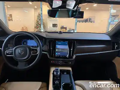 Volvo V90 2024 2.0 Автомат в Москве № 230851, миниатюра 7