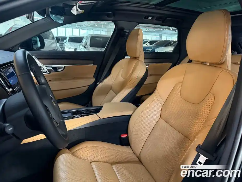 Volvo V90 2024 2.0 Автомат в Москве № 230851, фото 10