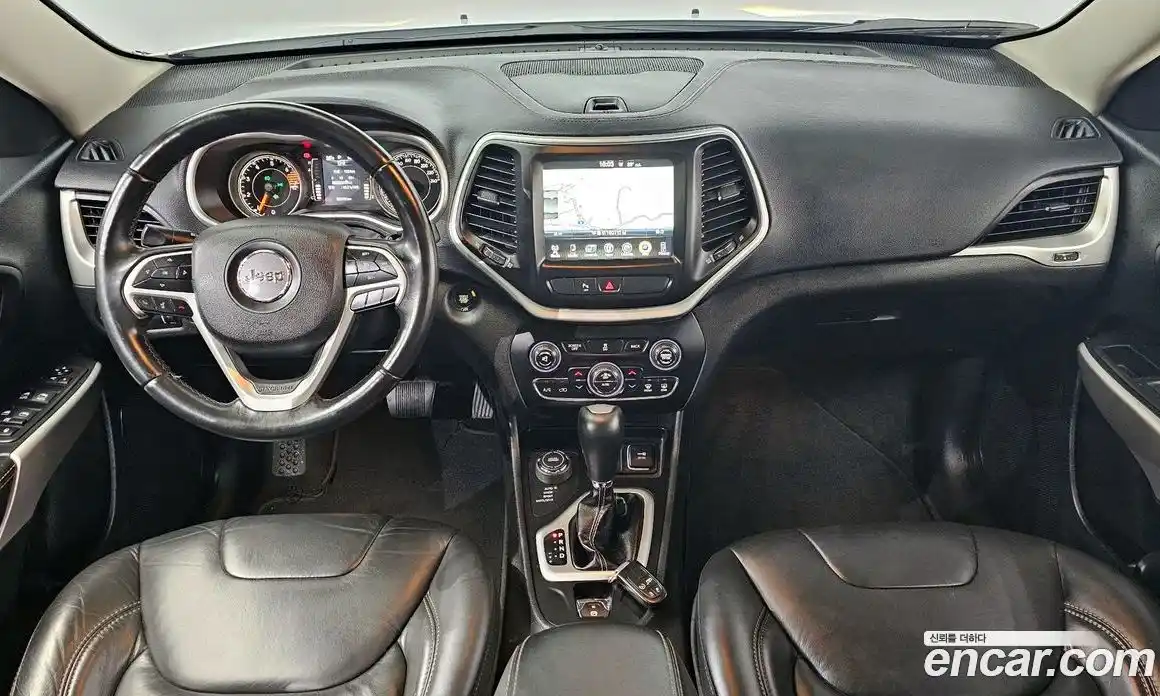 Jeep Cherokee 2018 2.4 Автомат в Москве № 232630, фото 12