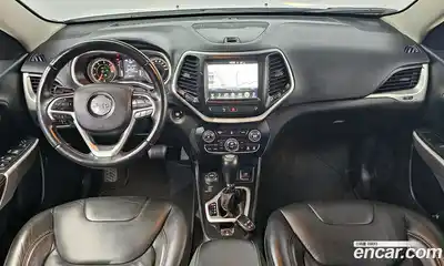 Jeep Cherokee 2018 2.4 Автомат в Москве № 232630, миниатюра 12