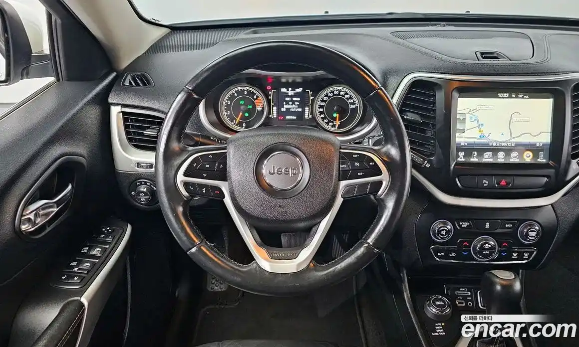 Jeep Cherokee 2018 2.4 Автомат в Москве № 232630, фото 15