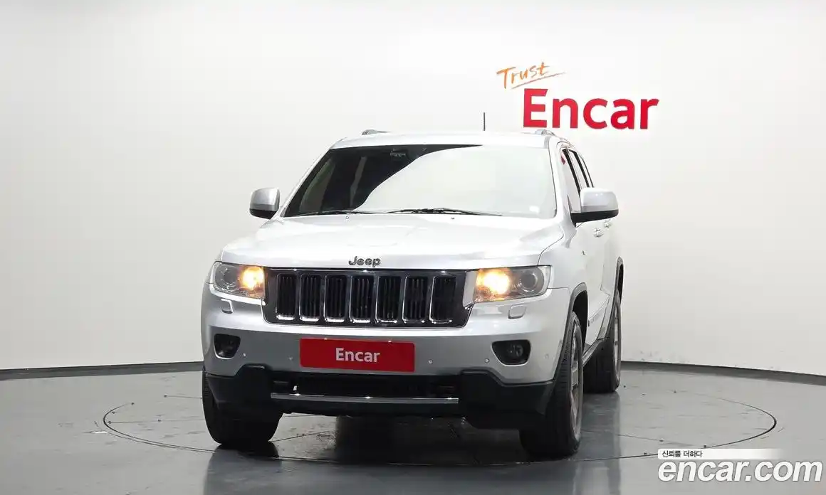 Jeep Cherokee 2011 3.0 Автомат в Москве № 232758, фото 11