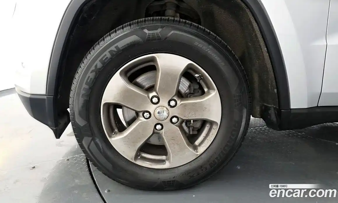 Jeep Cherokee 2011 3.0 Автомат в Москве № 232758, фото 15