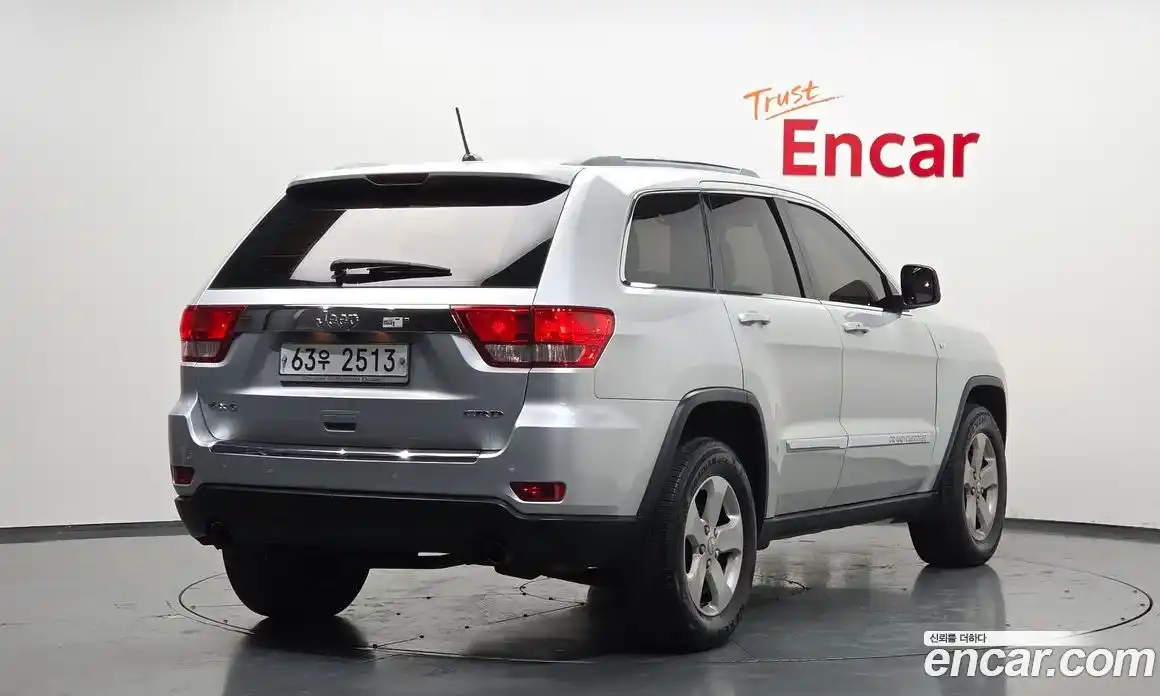 Jeep Cherokee 2011 3.0 Автомат в Москве № 232758, фото 19